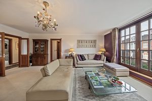 Reception Room- click for photo gallery